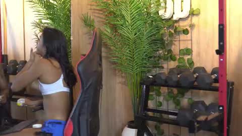 Snapshot of kim_beckett chatting on 10-21-25, 12:50 Kim online show from 10-21-25, 12:50