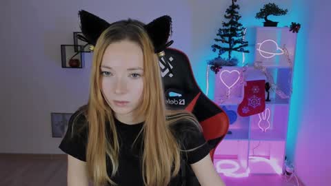 Snapshot of kim_boyd chatting on 12-06-24, 11:11 kim_boyd online show from 12-06-24, 11:11