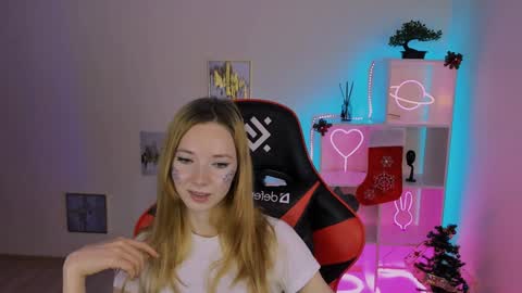 Snapshot of kim_boyd chatting on 12-14-24, 11:29 kim_boyd online show from 12-14-24, 11:29