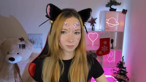 Snapshot of kim_boyd chatting on 12-20-24, 12:16 kim_boyd online show from 12-20-24, 12:16