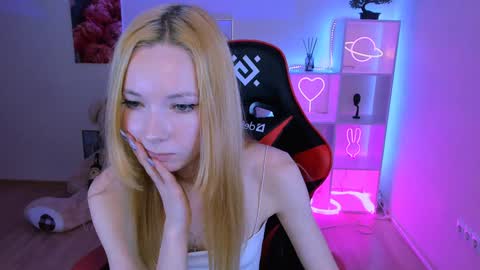 Snapshot of kim_boyd chatting on 01-23-25, 03:54 kim_boyd online show from 01-23-25, 03:54