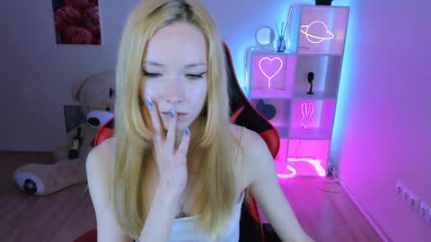 Snapshot of kim_boyd chatting on 01-29-25, 02:53 kim_boyd online show from 01-29-25, 02:53