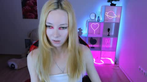 Snapshot of kim_boyd chatting on 01-31-25, 03:33 kim_boyd online show from 01-31-25, 03:33