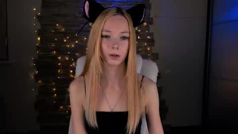 Snapshot of kim_boyd chatting on 02-10-25, 03:21 kim_boyd online show from 02-10-25, 03:21