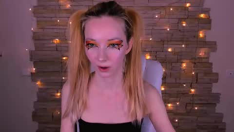 Snapshot of kim_boyd chatting on 02-25-25, 12:13 kim_boyd online show from 02-25-25, 12:13