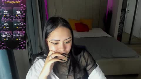 Kim online show from 12-26-24, 05:37