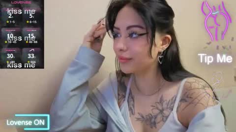 Kim online show from 02-09-26, 06:56