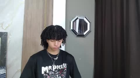 KIM online show from 04-19-26, 02:38