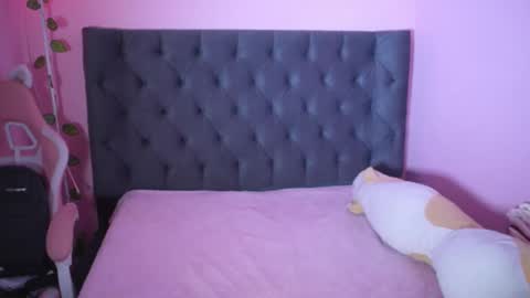 ISABELLA 3 online show from 10-02-25, 11:28