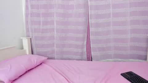 kim_eli online show from 02-25-26, 08:40