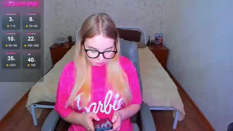 KIM online show from 03-05-26, 10:22