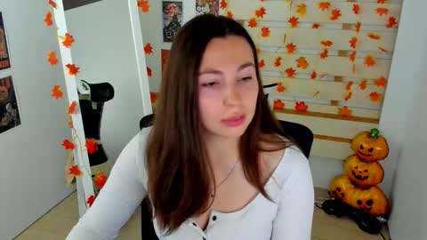 Snapshot of kim_go chatting on 10-19-25, 12:39 Kim online show from 10-19-25, 12:39