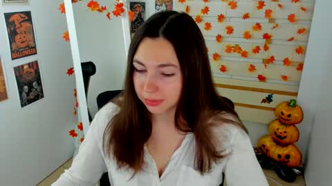 Snapshot of kim_go chatting on 11-19-25, 07:30 Kim online show from 11-19-25, 07:30