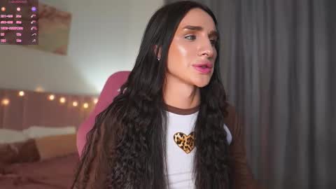 Kim Oberlin online show from 02-25-25, 01:39