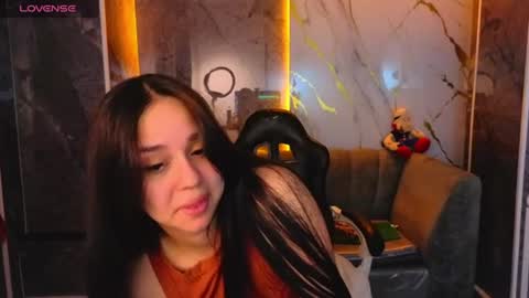 kim_perry_b online show from 07-18-26, 03:00