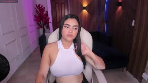 Snapshot of kim_stonee_ chatting on 06-11-26, 07:45 Kim online show from 06-11-26, 07:45