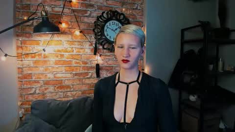 Snapshot of kim_waite chatting on 09-20-25, 02:51 Kim online show from 09-20-25, 02:51