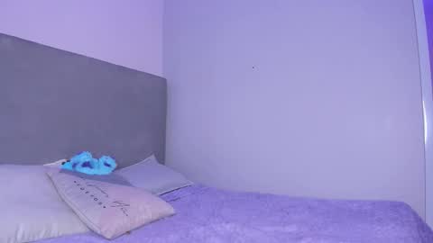 Snapshot of kimapril chatting on 03-10-26, 09:09 April online show from 03-10-26, 09:09