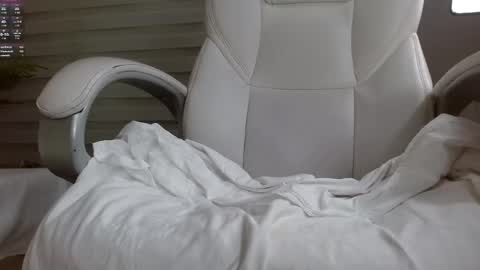 Snapshot of kimara_lion chatting on 12-06-24, 10:49 kimara lion online show from 12-06-24, 10:49