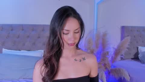 Kim online show from 11-29-25, 05:32