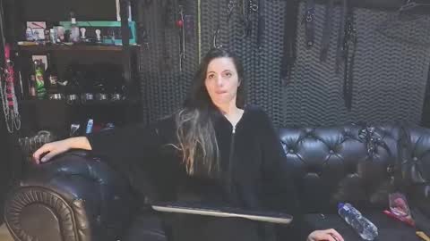  KIMBERLY SWAN  online show from 02-18-25, 03:10