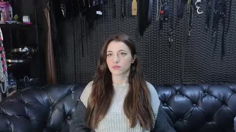  KIMBERLY SWAN  online show from 09-21-25, 12:45