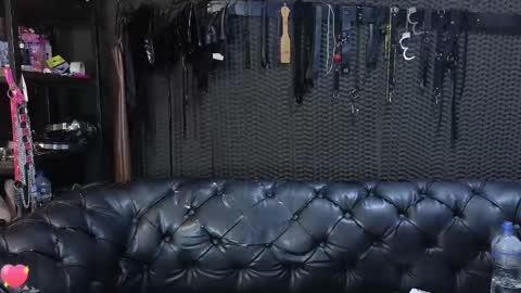  KIMBERLY SWAN  online show from 09-21-25, 04:52