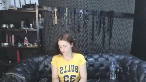  KIMBERLY SWAN  online show from 02-15-26, 10:06