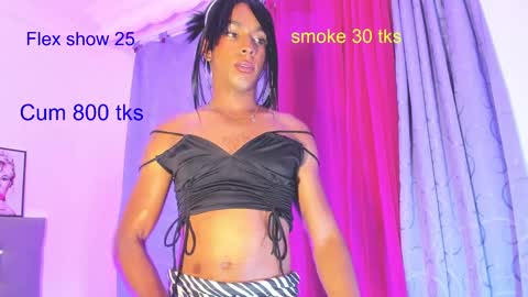 Snapshot of kimberly_thompsom chatting on 12-14-24, 12:01 Your Queen KIM online show from 12-14-24, 12:01