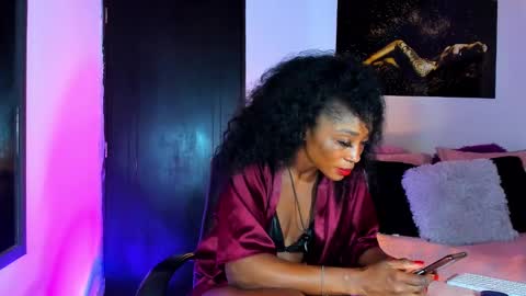 Kimberly Banks online show from 01-27-25, 12:22