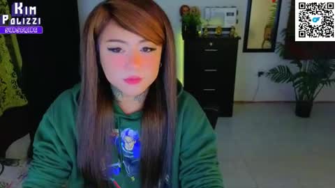 Kimberly Polizzi     online show from 10-16-25, 01:39