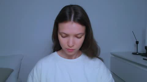 Snapshot of kimberlyhart_ chatting on 05-19-26, 09:15 Kimberly online show from 05-19-26, 09:15