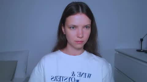 Snapshot of kimberlyhart_ chatting on 05-28-26, 07:05 Kimberly online show from 05-28-26, 07:05