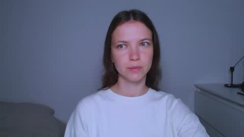 Snapshot of kimberlyhart_ chatting on 06-14-26, 06:37 Kimberly online show from 06-14-26, 06:37