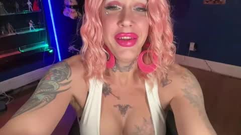 Snapshot of kimberlynnhaven chatting on 01-01-25, 08:13 Kimber Haven online show from 01-01-25, 08:13