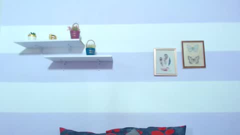 Kim  online show from 02-06-25, 07:07