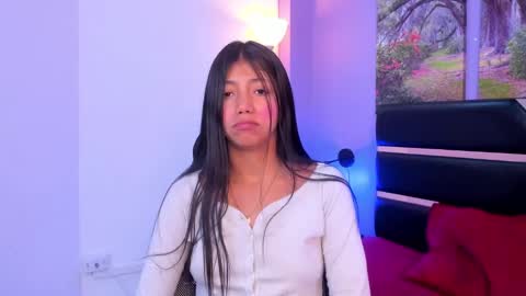 Snapshot of kimberlyvillalobos chatting on 01-18-25, 11:43 Kimberly Villalobos online show from 01-18-25, 11:43