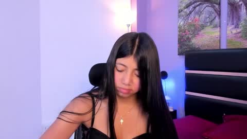 Snapshot of kimberlyvillalobos chatting on 02-06-25, 11:43 Kimberly Villalobos online show from 02-06-25, 11:43