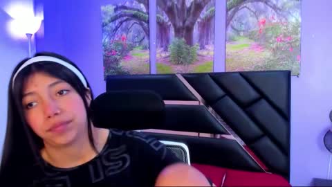 Snapshot of kimberlyvillalobos chatting on 09-17-25, 11:34 Kimberly Villalobos online show from 09-17-25, 11:34