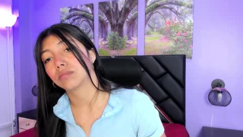 Snapshot of kimberlyvillalobos chatting on 10-01-25, 12:22 Kimberly Villalobos online show from 10-01-25, 12:22