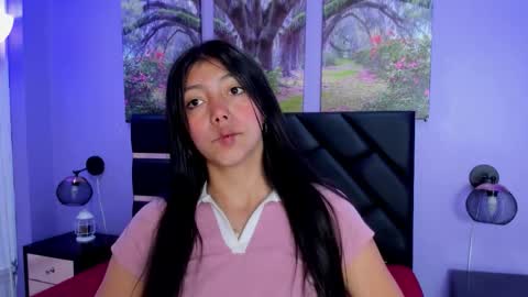 Snapshot of kimberlyvillalobos chatting on 10-03-25, 11:40 Kimberly Villalobos online show from 10-03-25, 11:40