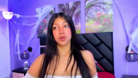Snapshot of kimberlyvillalobos chatting on 11-08-25, 11:32 Kimberly Villalobos online show from 11-08-25, 11:32