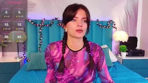 Kim online show from 09-11-25, 07:52