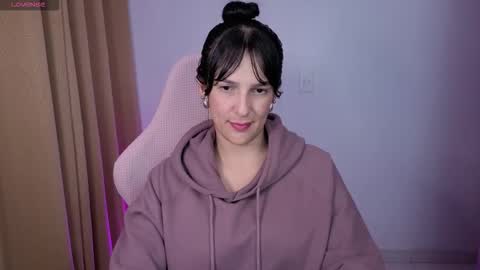 Snapshot of kimflexible_ chatting on 10-09-25, 05:16 Kim 3 online show from 10-09-25, 05:16