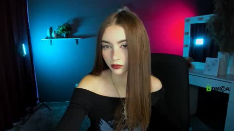 Snapshot of kimi_glow chatting on 09-25-25, 12:53 kimi_glow online show from 09-25-25, 12:53