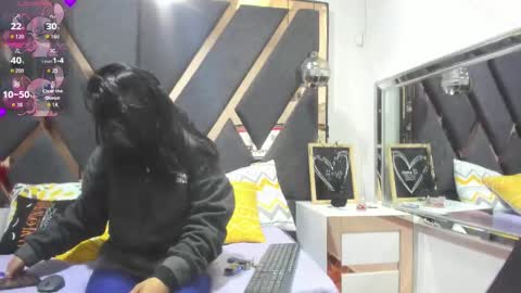 Kimy online show from 11-17-25, 01:28