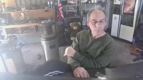 Snapshot of kimintheshed chatting on 09-14-25, 04:11 kimintheshed online show from 09-14-25, 04:11