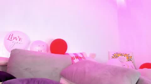 Natalie online show from 04-20-26, 04:04