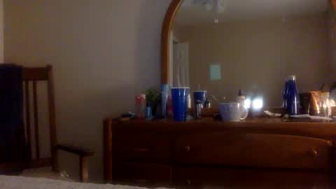 kimkreemz online show from 10-20-25, 02:56