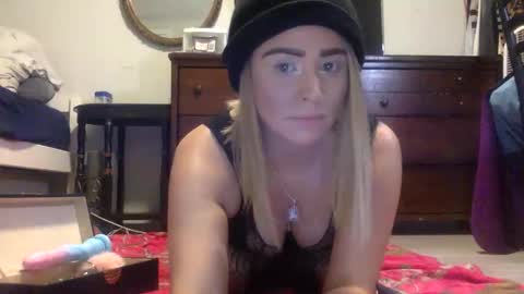 kimkreemz online show from 10-30-25, 03:24